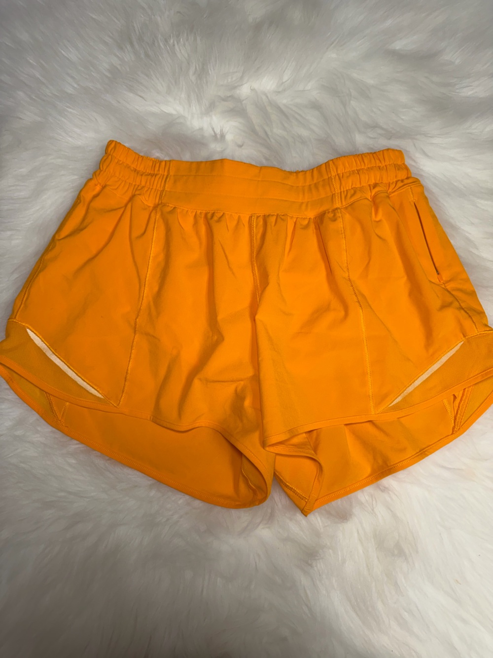 Hotty hot lululemon shorts lot
